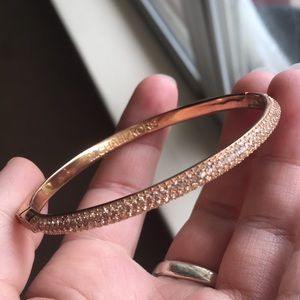 Michael Kors Pave Nesting cuff - rose gold clasp